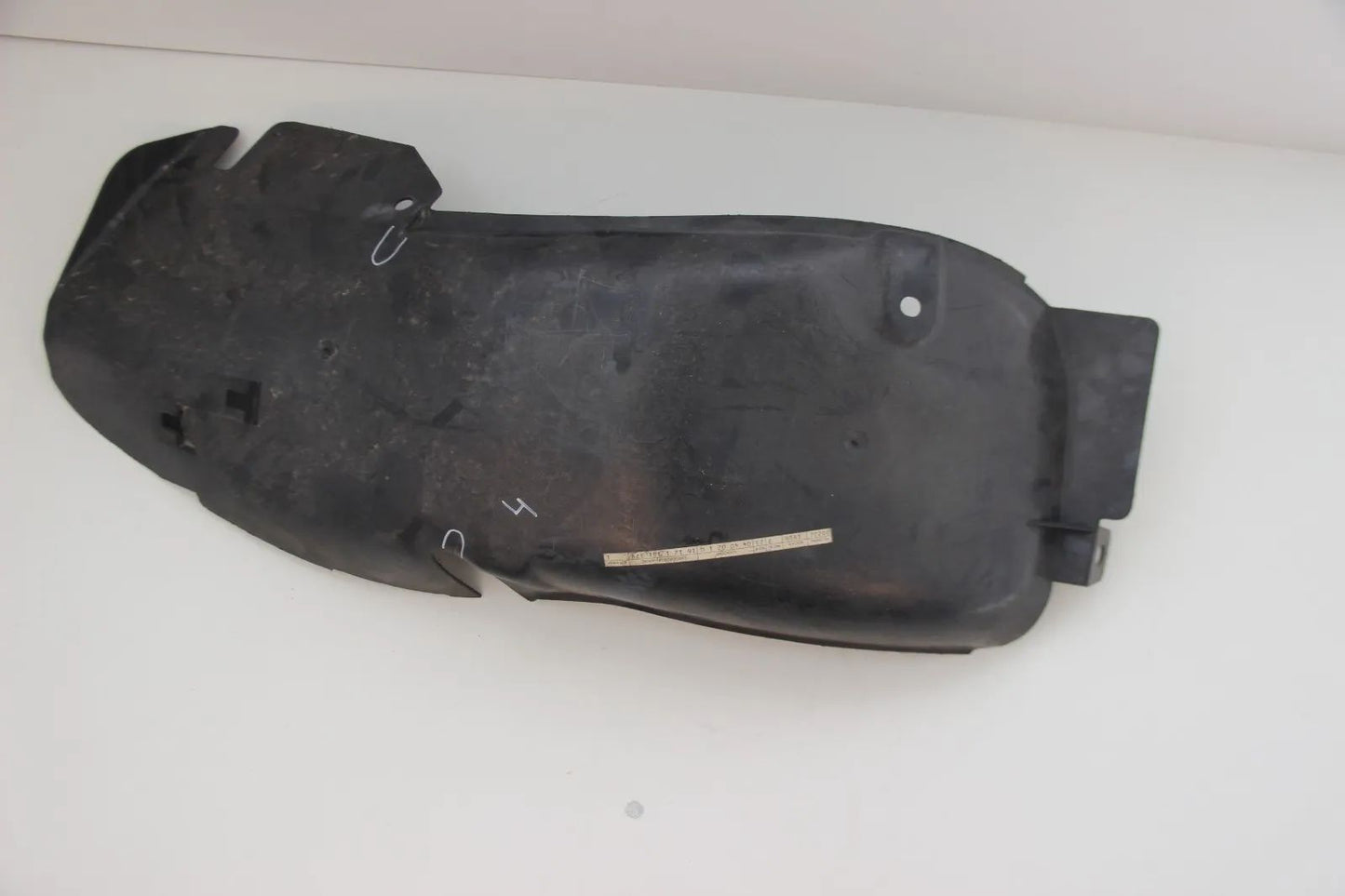 BMW E34 M5 3.6 3.8 Steinschlagschutz Ausgleichsbehälter/Leitungen  16121181379