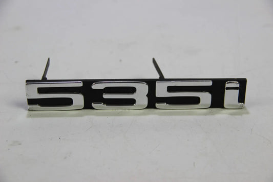 NEU Original BMW E12 M535i Emblem Badge Ziergitter vorne NOS  51141884016