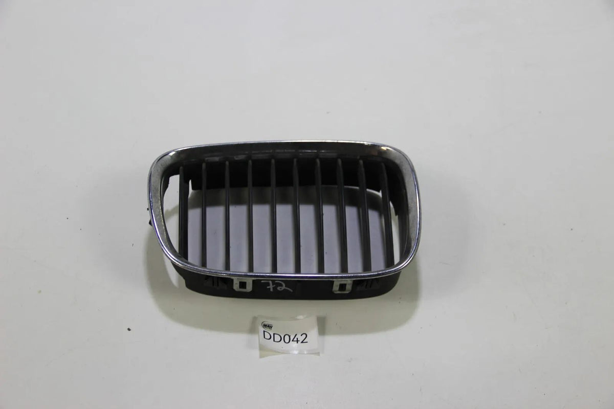 Original BMW E39 1996 Niere Kühlergrill Ziergitter Chrom  8159312