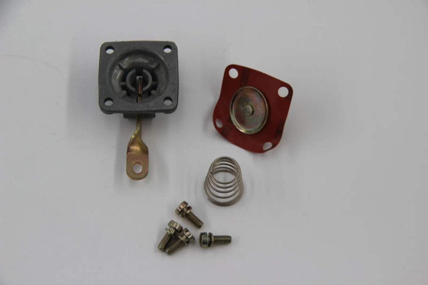 Original BMW E10 M10 NK 4Zyl M10 E21 E12 M10  Satz Pumpendeckel NOS 13111709144