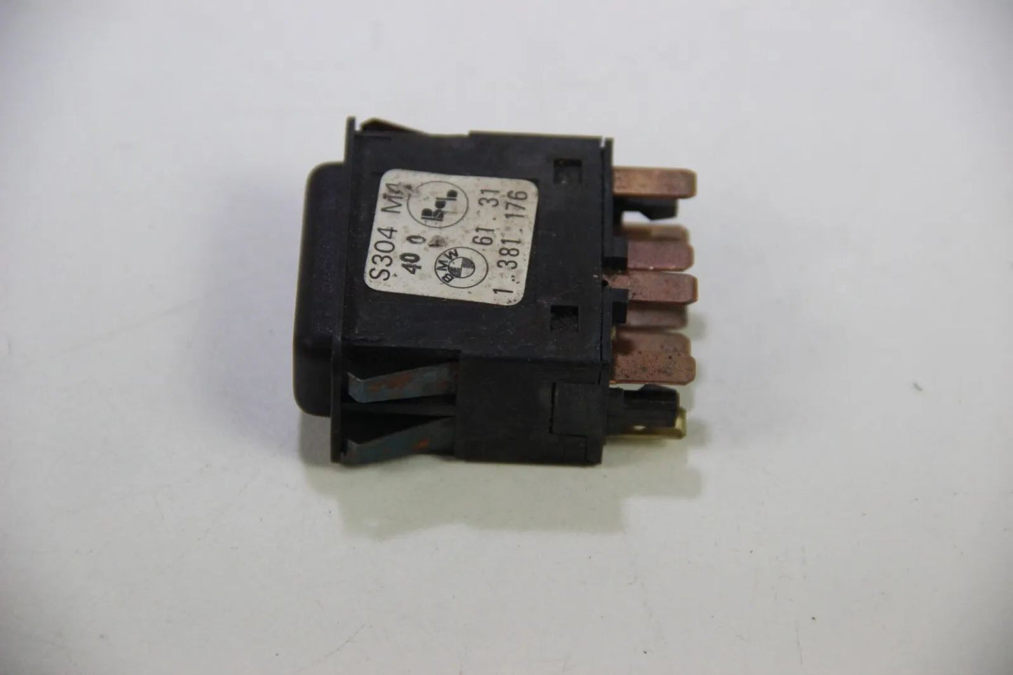 Original BMW E30 E24 E28 E23 Warnblinkleuchte Schalter / Gefahrenhinweis 1381176