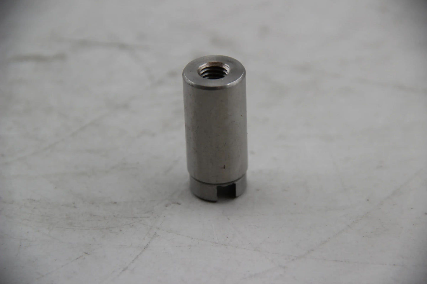 Original BMW E30 316i 318i 318is E34 518i M5 3.6 3.8 Buchse 64551721587