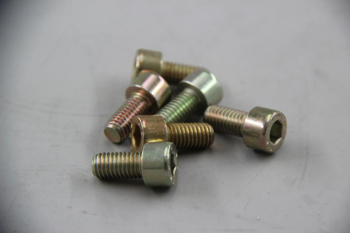 Original BMW E30 E36 E28 E34 E24 E23 E10 6x Zylinderschraube M8X16 07119919939