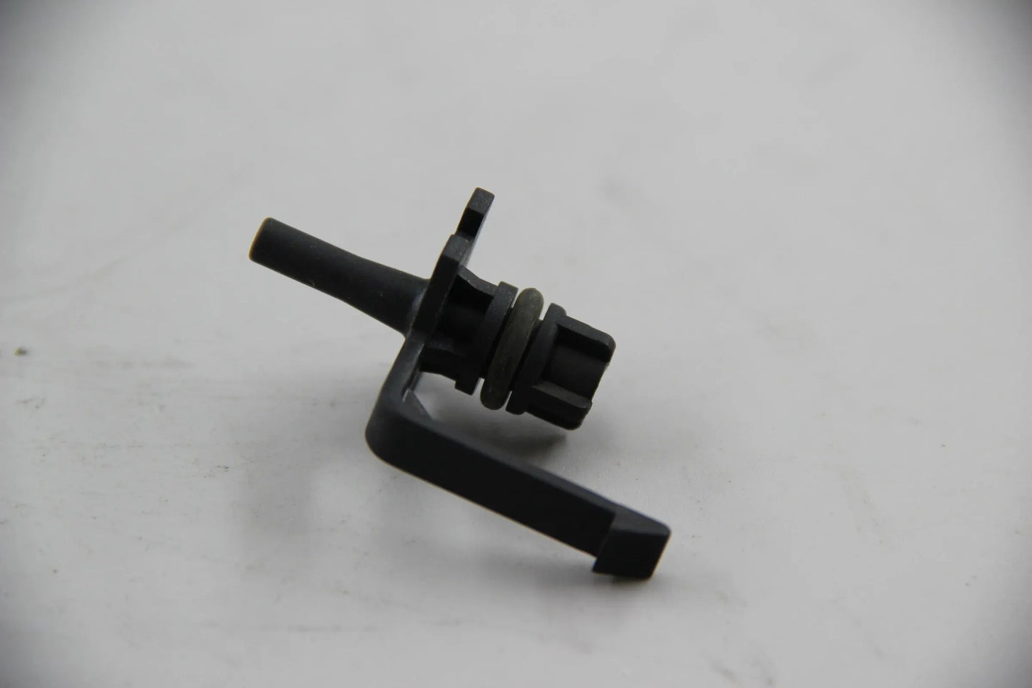 Original BMW E36 320i 325i E34 520i 525i Anschlussstück NOS NLA 11611730266