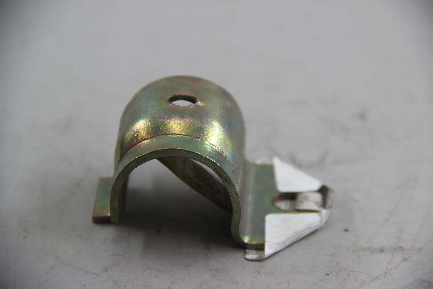 Original BMW E28 518i-535i E24 Haltebügel Stabilisator NOS NLA 31351124995