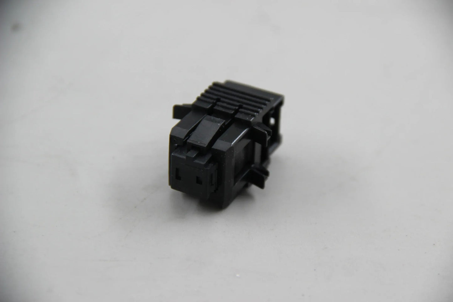 Original BMW E87 E46 Z4 Bremslichtschalter SCHWARZ/2-KANAL 61318372647