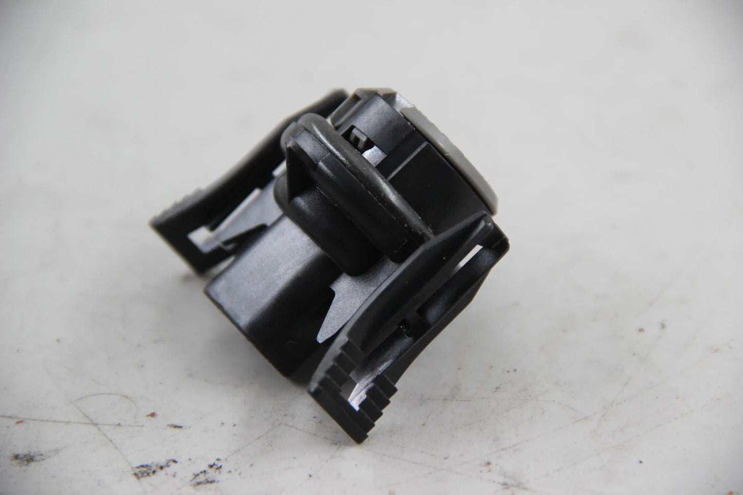 Original BMW E39 520i-540i M5 E38 728i-750i L7 Lampenfassung NOS NLA 63138361002