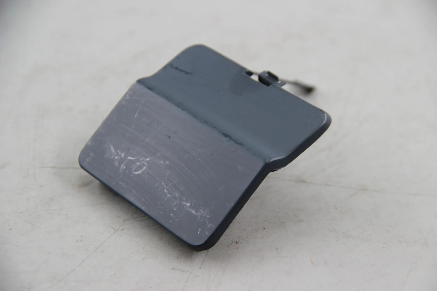 Orig. BMW E36 316i-328i M3 Klappe Abschleppöse grundiert M TECHNIC 51122235497