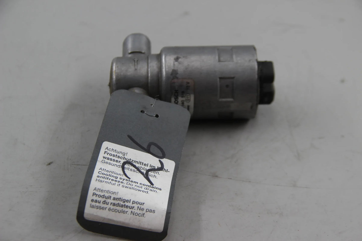 Original BMW E30 318D M40 E36 316i 318i Leerlaufregler BOSCH 0280140519