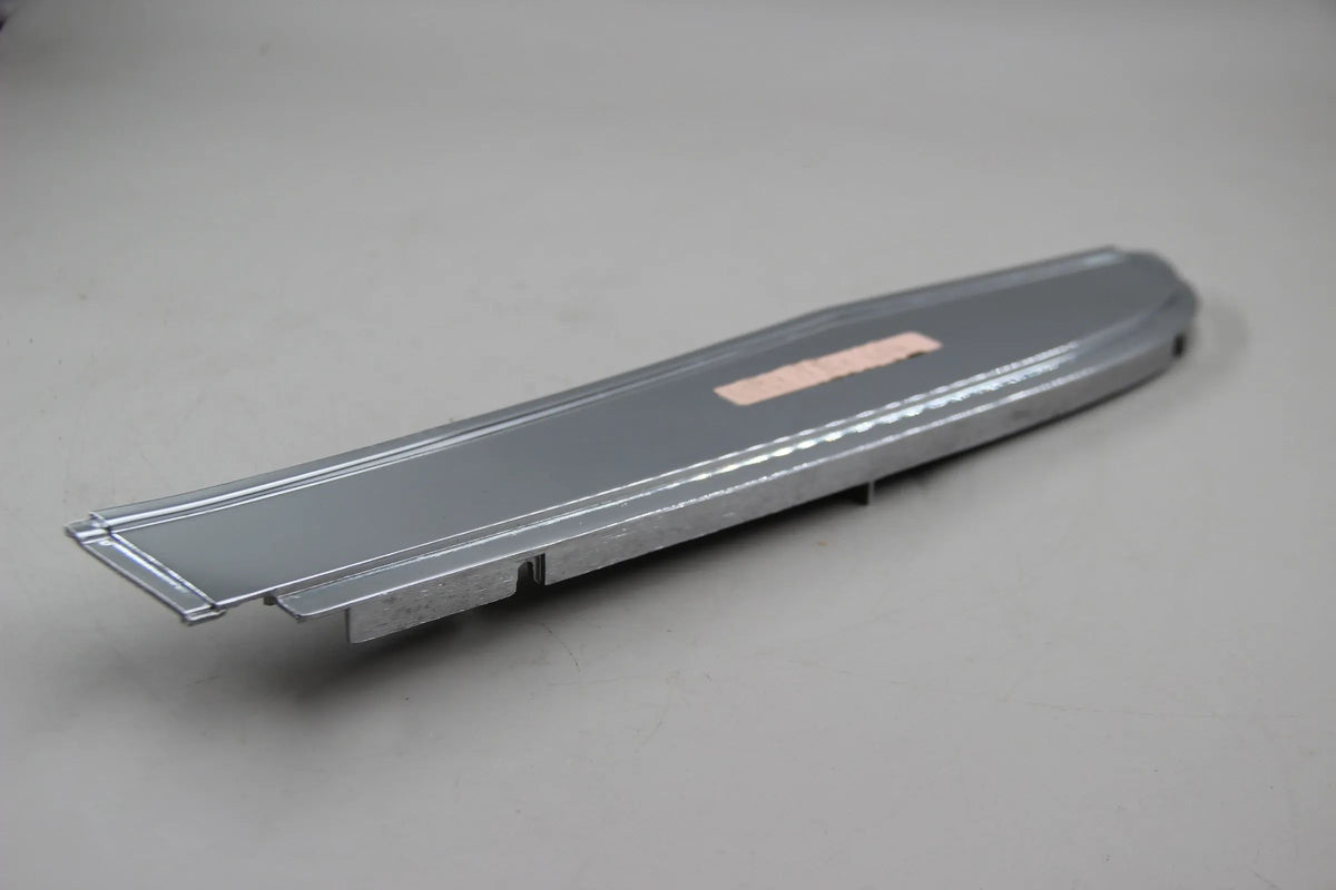 Original BMW NK 1800 2000 2000tii Zierblende rechts chrom NOS NLA 63211351850