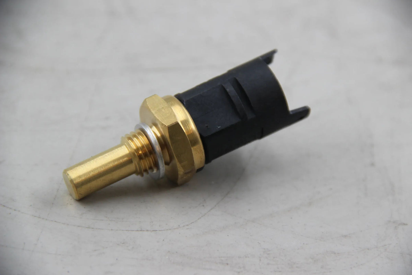 Original BMW E36 E39 E38 E65 E31 E53 E52 Doppel-Temperaturschalter 13621703993