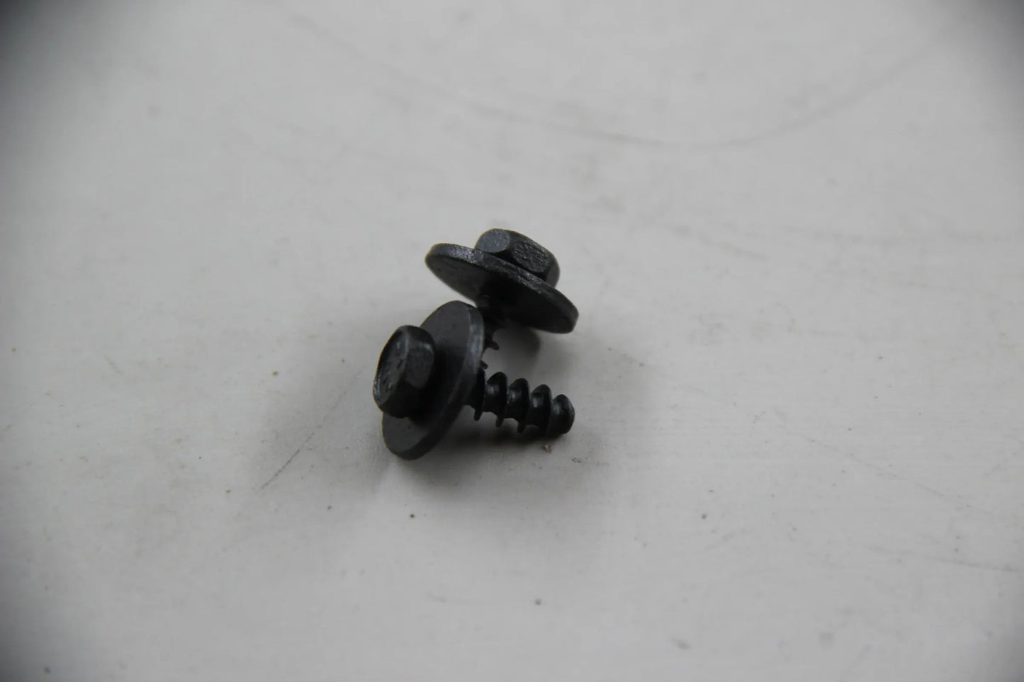 Original BMW E60 M5 S85 2x Sechskantschraube TS5X16MM SW8  51112257140