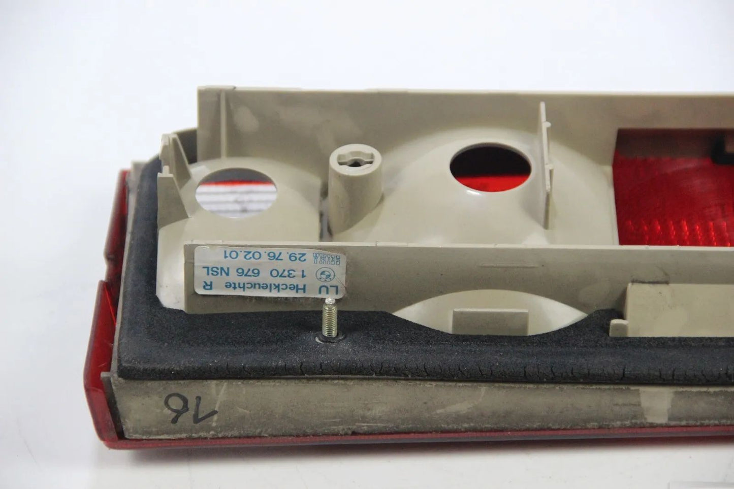 Original BMW E30 VFL 316i-325i M3	Rückleuchte Heckleuchte Rechts NSL	1370676