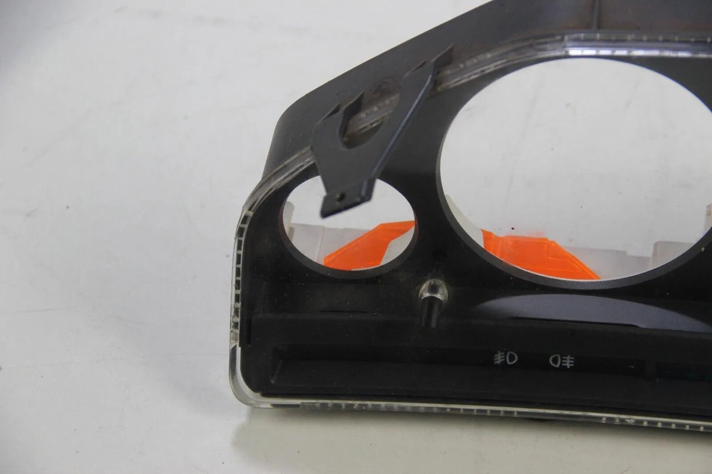 BMW E30 316i 318i Kombiinstrument Tacho Gehäuse für Tachos mit Quartz Uhr