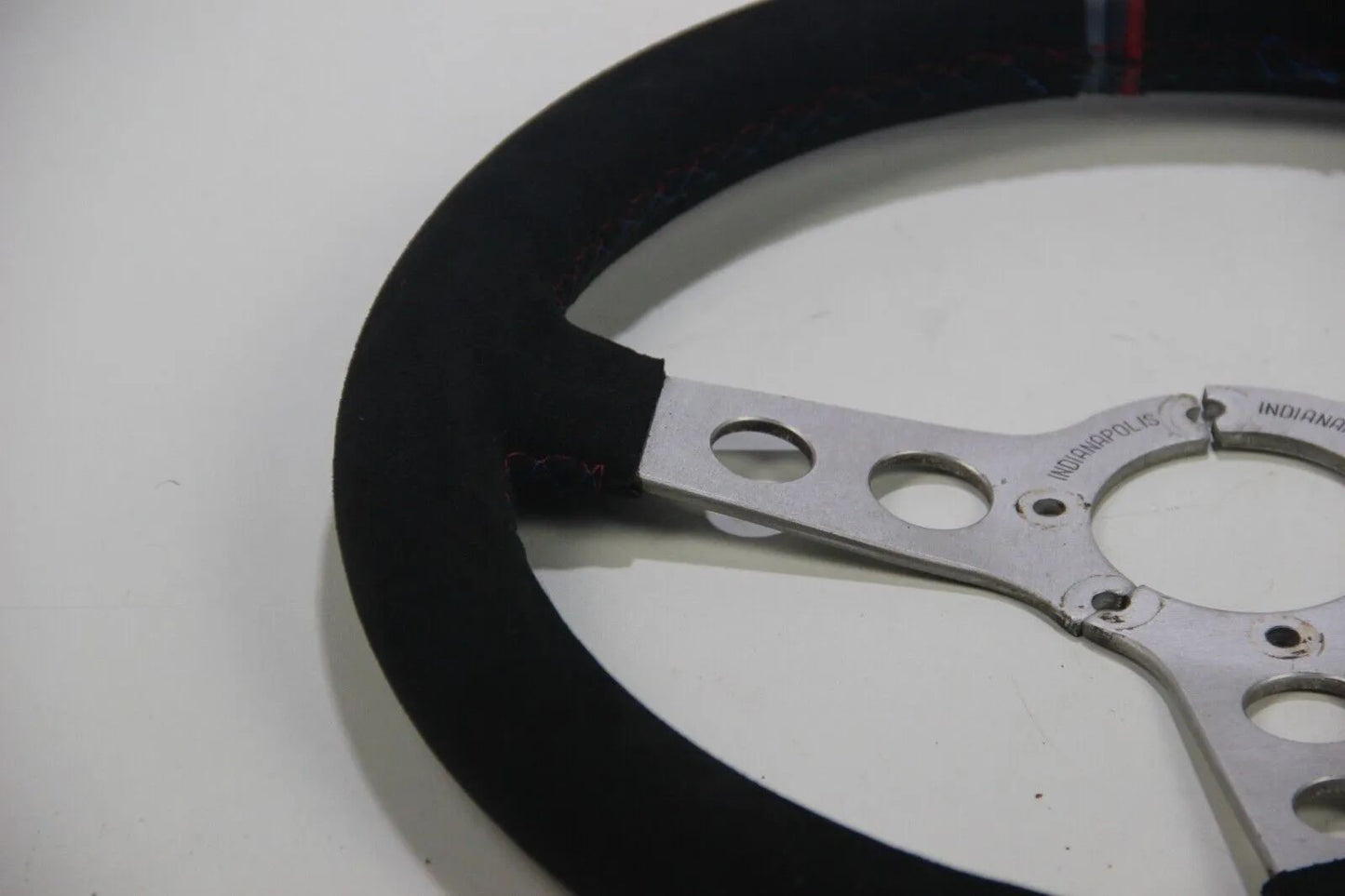 BMW E9 E3 E12 E24 E21 italvolanti Indianapolis ATI 1 frisch bezogen Alcantara