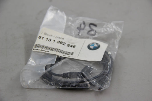 Original BMW E30 E32 Rep. Leitung Rundstecker Buchse gewinkelt NOS 61131382246