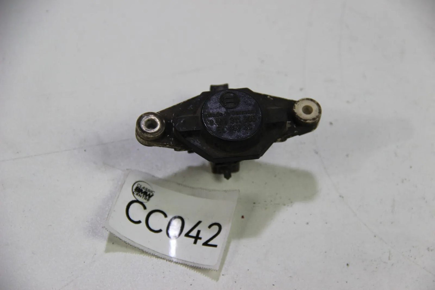 Original Bosch Lichtmaschine  / Generator Regler 1197311005