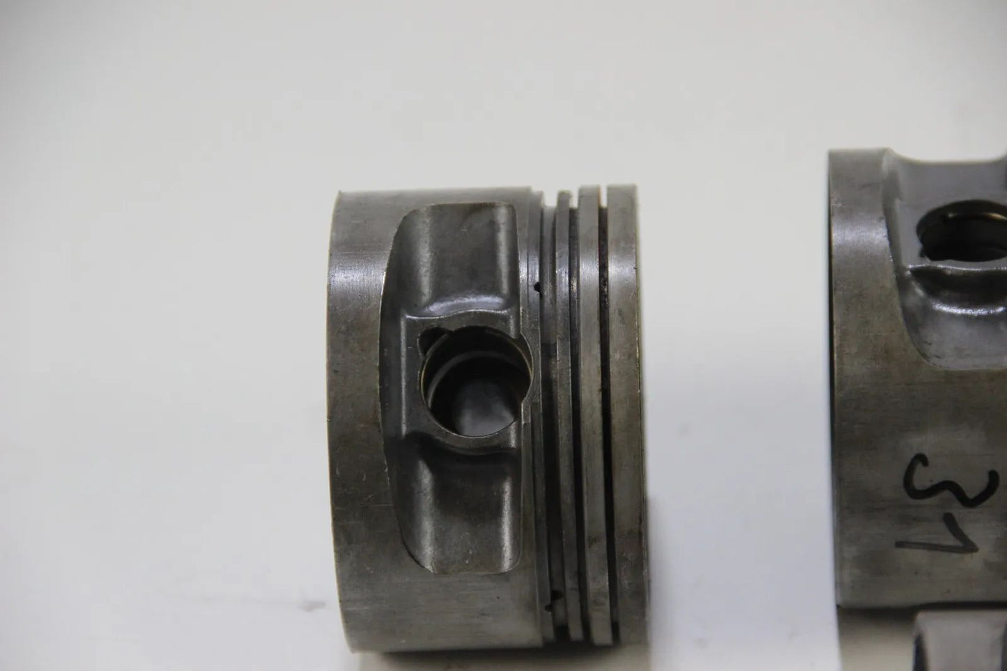 Original BMW E30 M3 S14 S14b23 2.3 4x Kolben Mahle 93v81 93,335mm  Piston