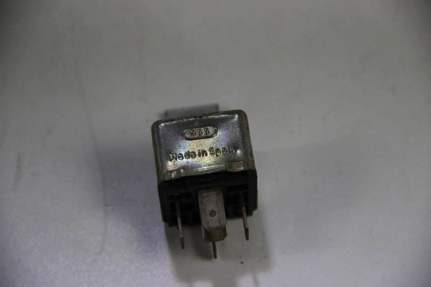 Original Bosch Relais Relay 24V 10/20A 0332204210  Oldtimer Relais