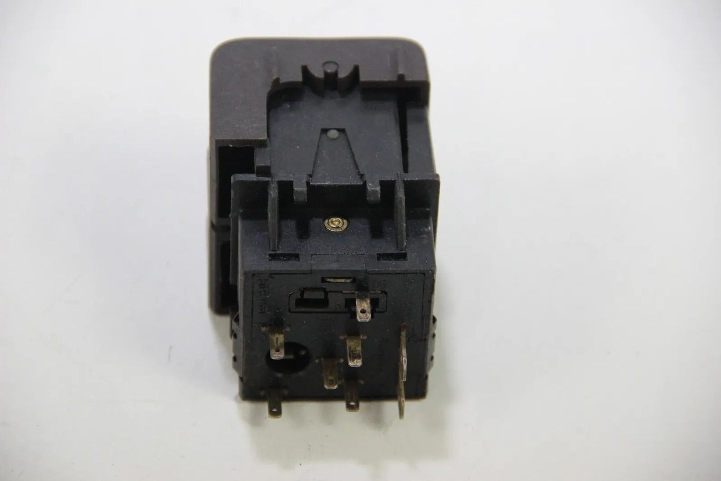 Original Audi Audi 80 coupe urquattro Lichtschalter negro braun 811941531