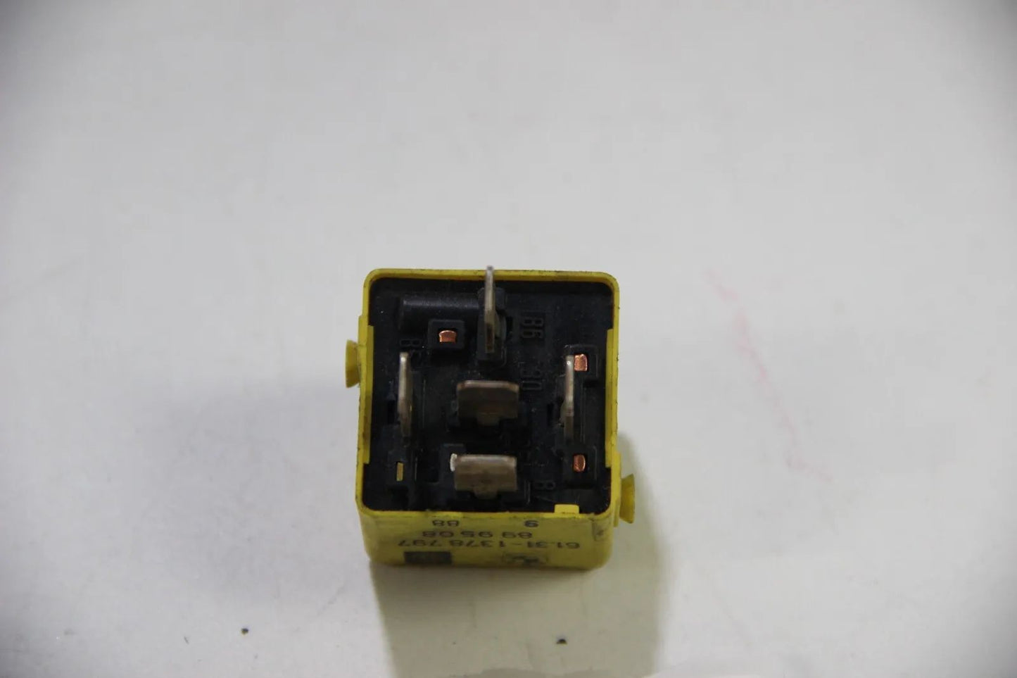 Original BMW E34 E32 E38 Diodenrelais mit Verrastung Relais Relay 61311378797