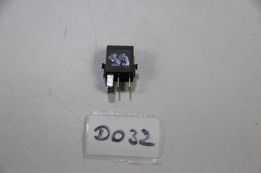 Original BMW E36 E90 E34 E32 E38 Minirelais Relay  Wechsler grau 61361393415