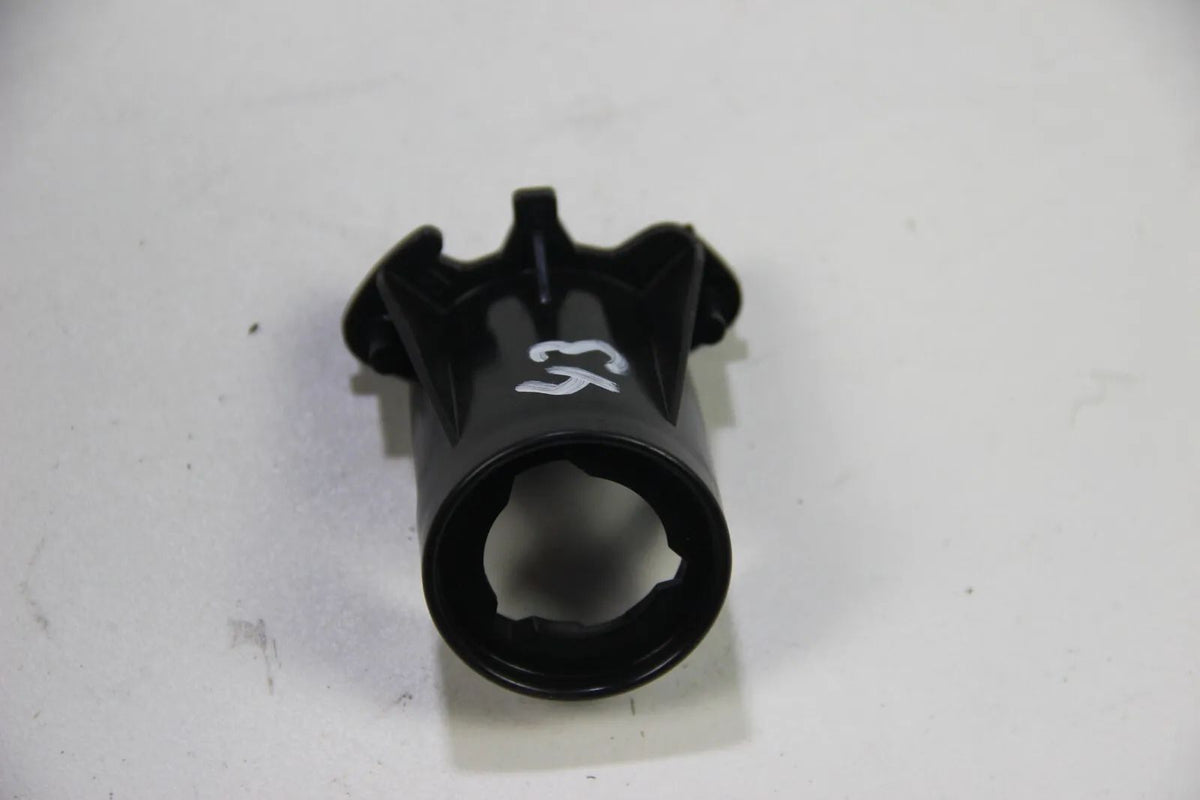 NEU Original BMW E34 518-540i M5 Adapter links NOS 5er