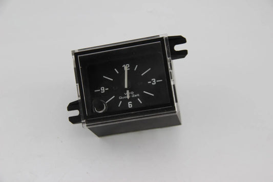 Original BMW E21 316-323 M10 M20 Zeituhr Uhr Quarz NOS 62131365916