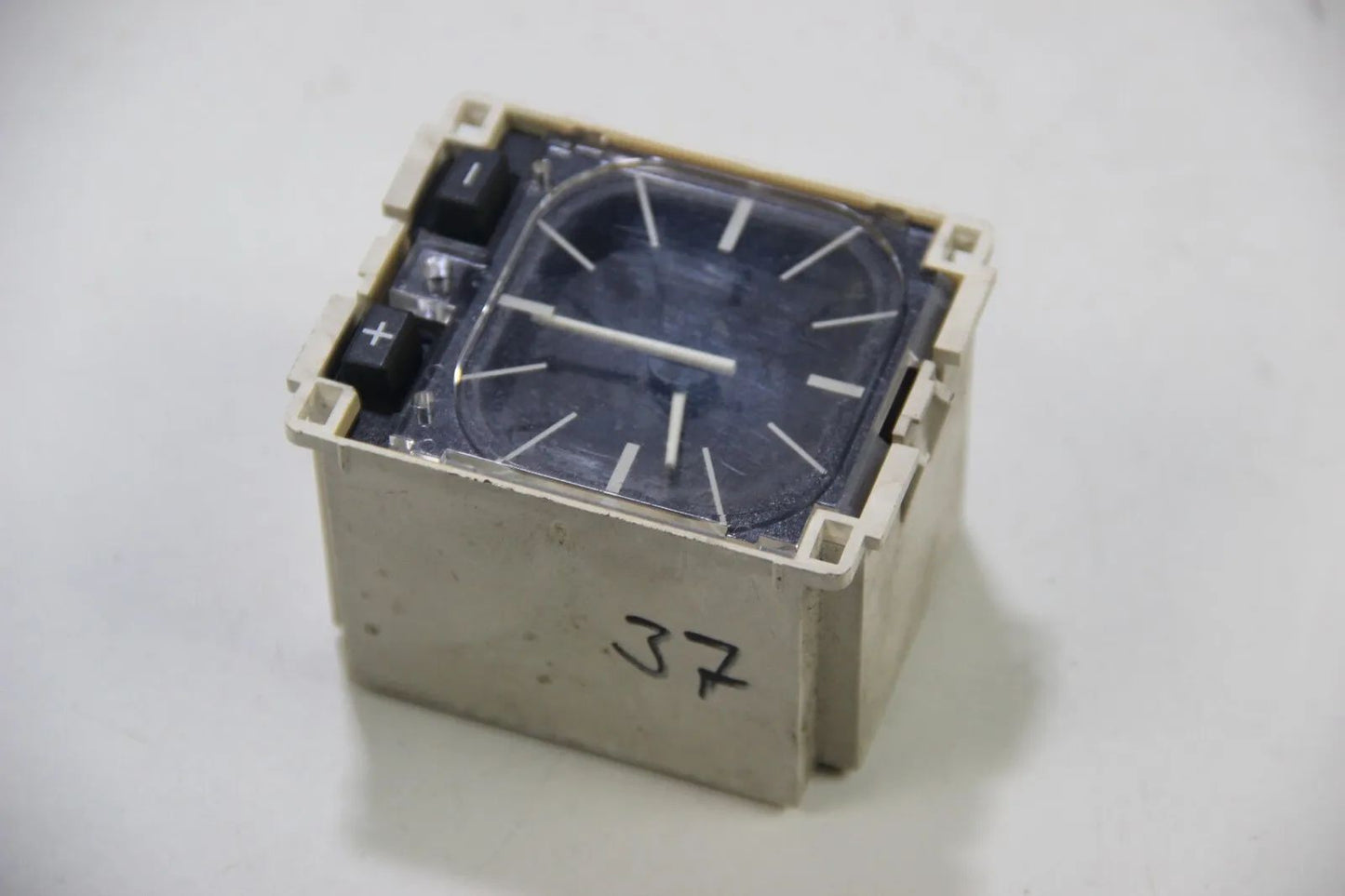 Original BMW E30 316i 318i 320i 323i 325i M3 Bord Uhr Eu Clock 3er 1376903