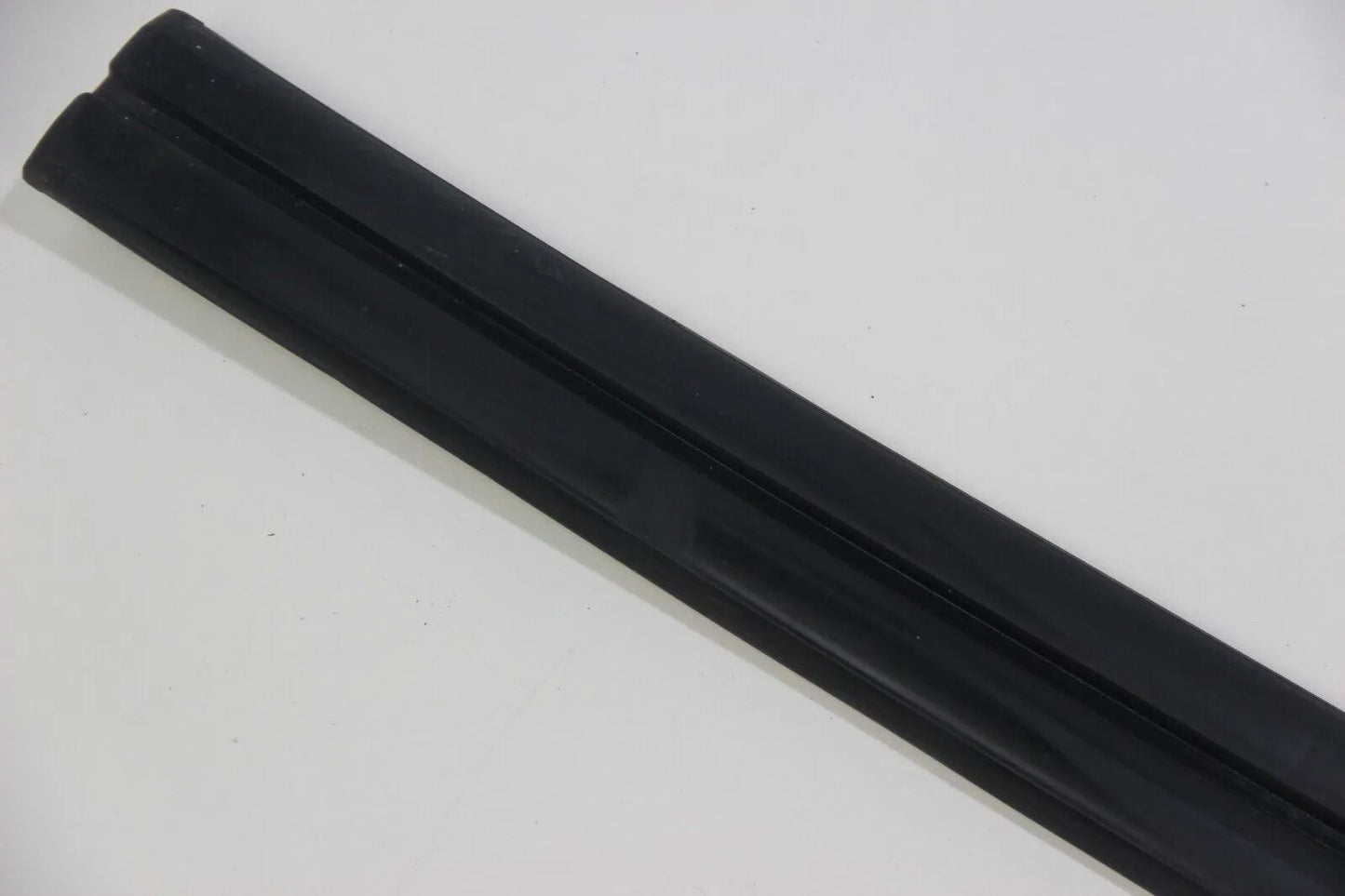 BMW E24 628csi-635csi Stoßleiste hinten Gummileiste bis 05/82' 51121839142