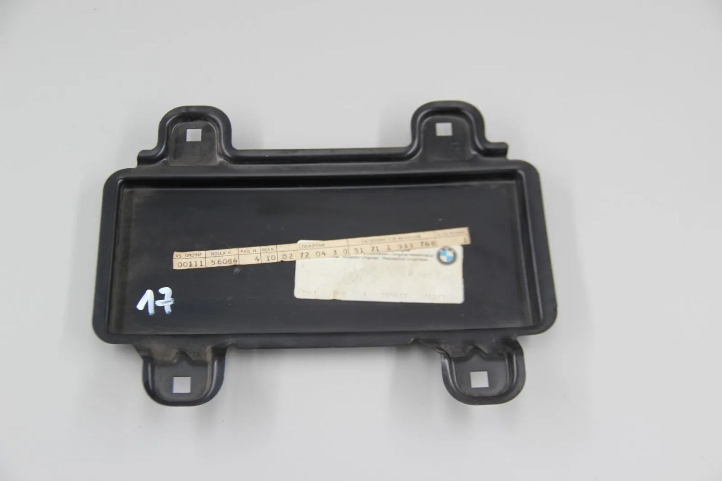 Original BMW E30 VFL  Abdeckung Ausschnitt Nebelscheinwerfer rechts 51711933768