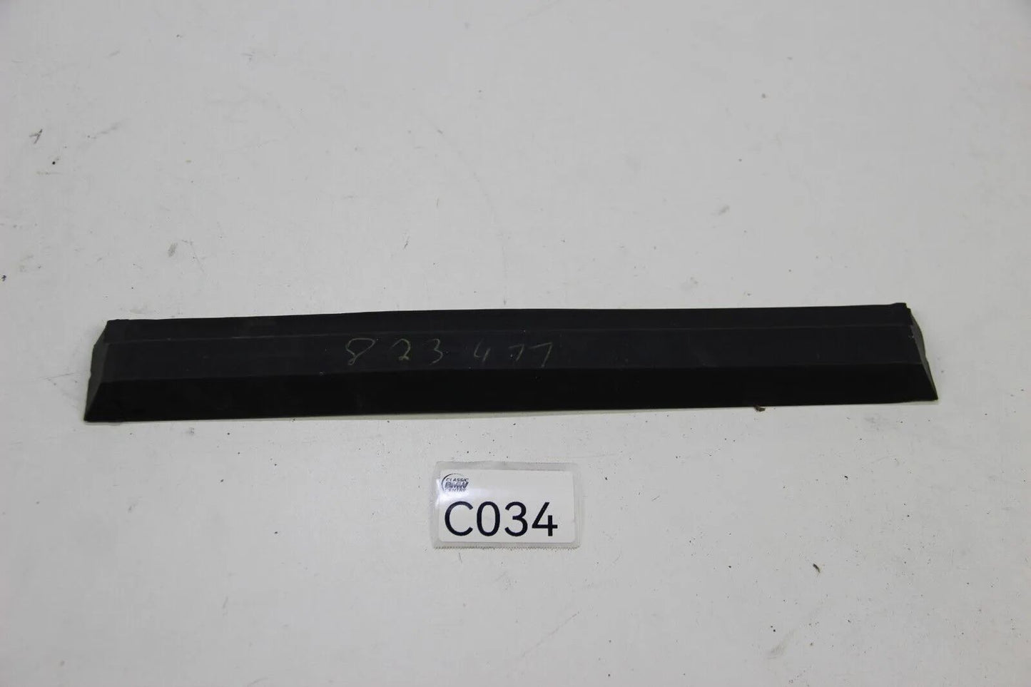 Original BMW E12 518-535i Gummileiste Unten Rubber Trim Lower 51111823411