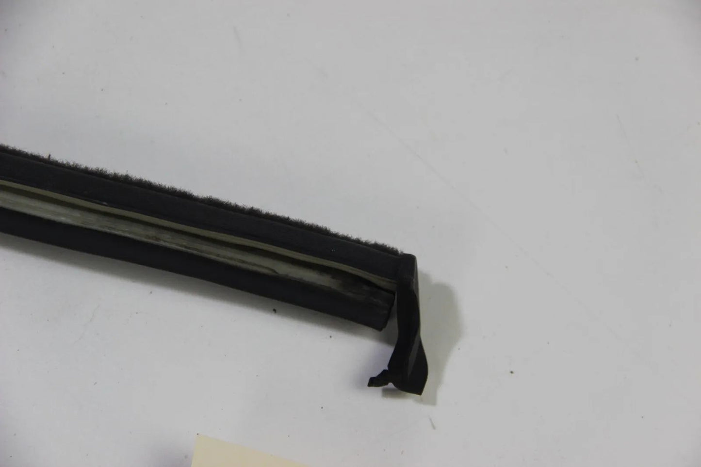 Original BMW E30 Cabrio 316i-325i M3 Türdichtung Rechts Kantenschutz OEM