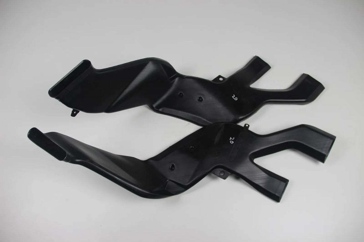 Original BMW E36 Luftführung paar Heizungskanal 64221387016 / 015