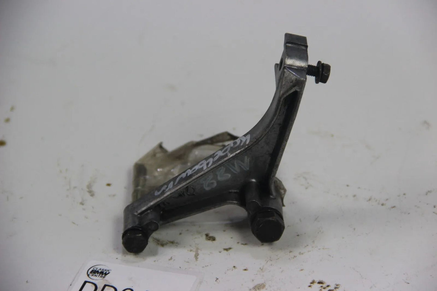 Original BMW E24 E26 M1 E28 M5 M88  Motorkabelbaum Halterung M635csi Bracket
