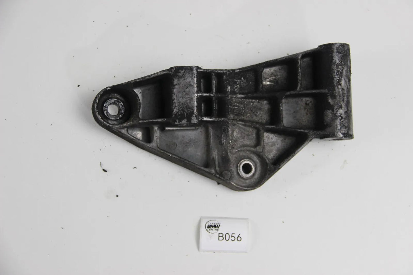 Original BMW E32 E34 E28 M30 Lagerblock Halterung 1284953 5er 7er Bracket