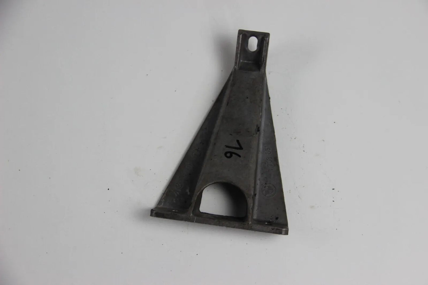 Original BMW E32 M34 Stütze Halterung Ansaugbrücke 1708851 5er 7er Bracket