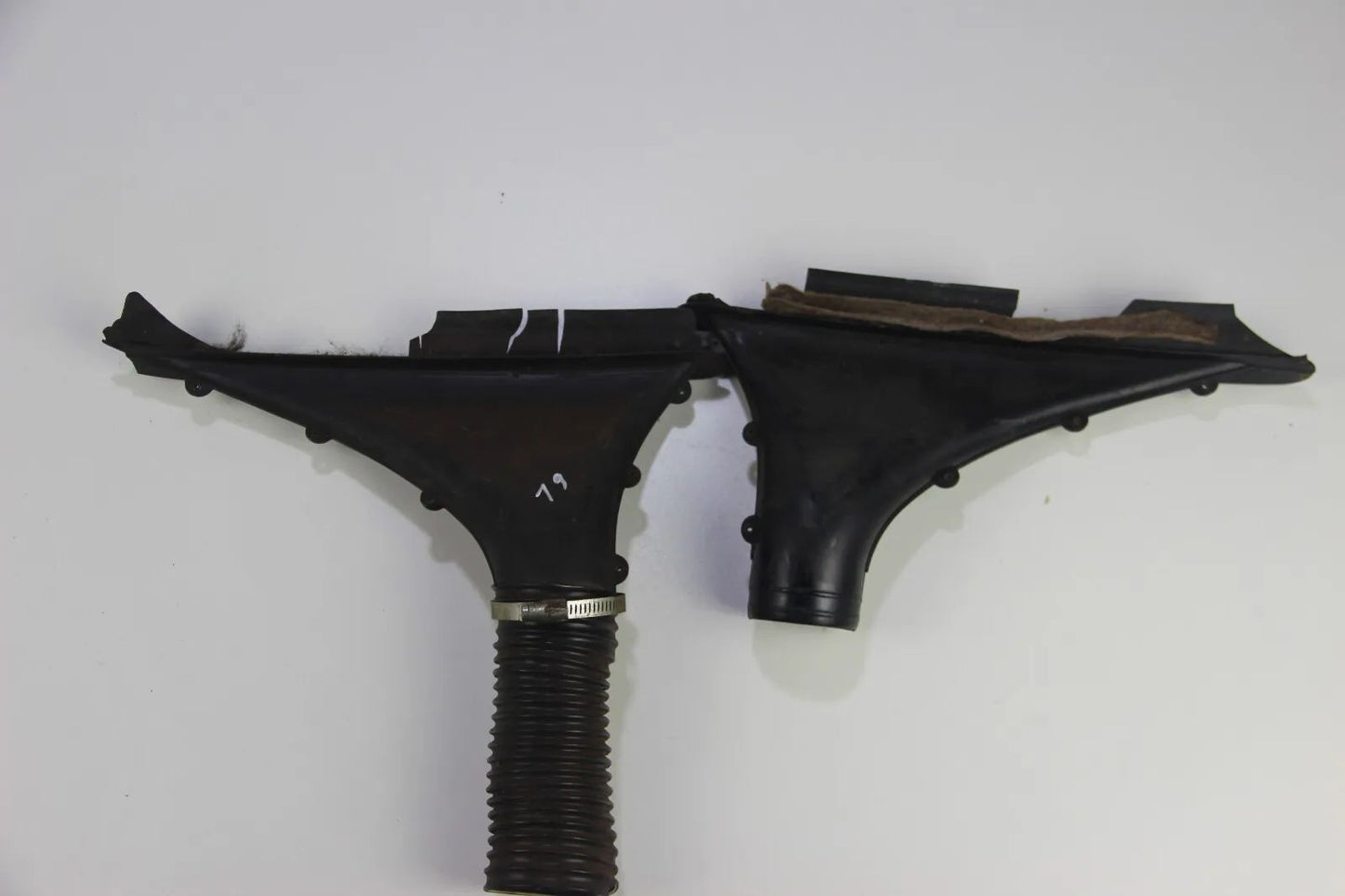 Original BMW Neue Klasse Heizungskanal Entfroster Düsen paar links rechts heater