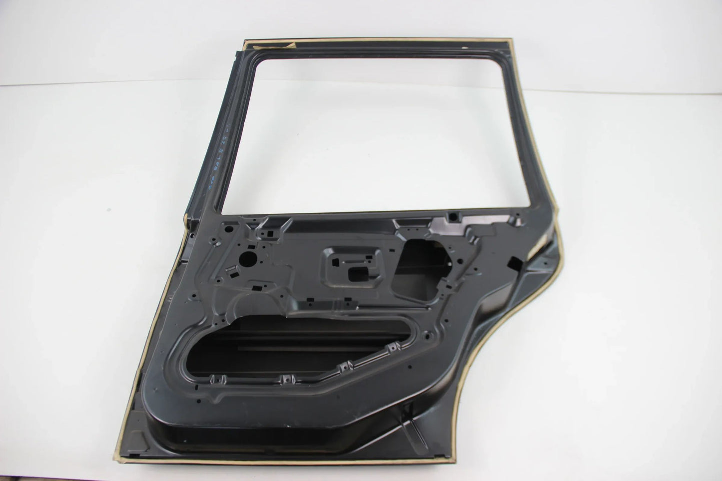 Original BMW 3er Serie E36 Touring  Tür Door hinten rechts NOS 41528188834