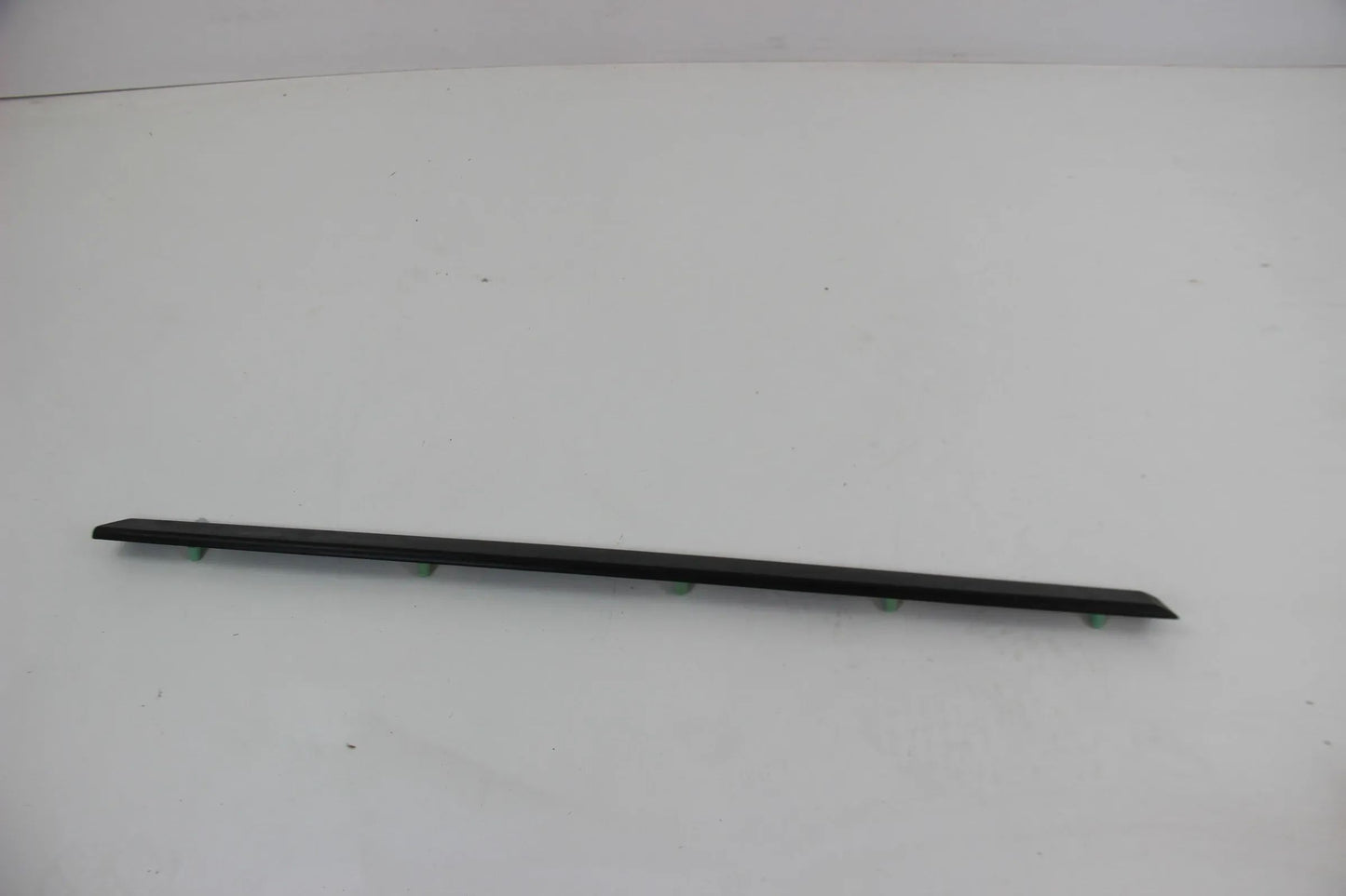 Original BMW E39 M5 S62   Stossleiste Tür hinten links SCHWARZ 51138159297