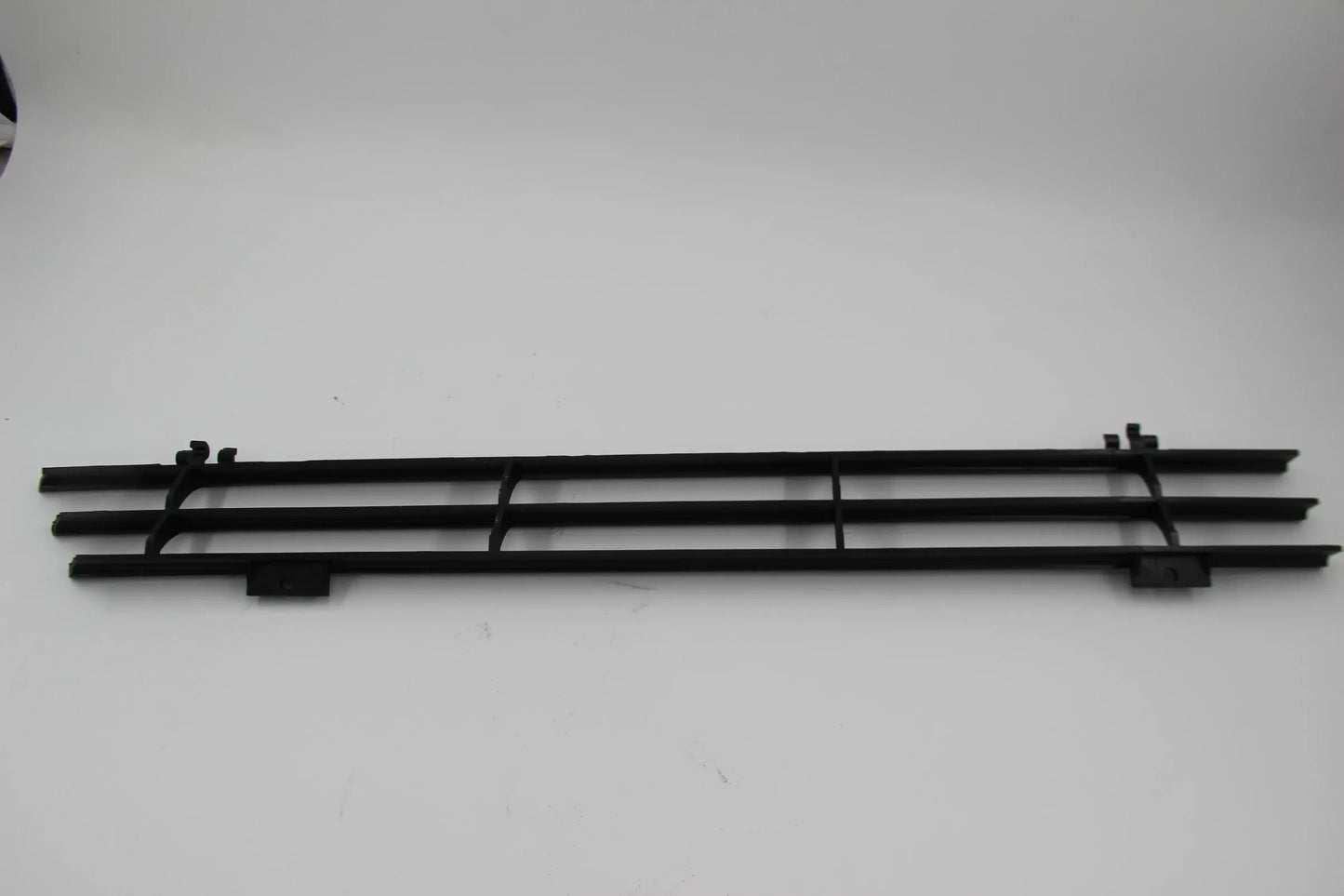 Original BMW E21 316-323i   Gitter Ziergitter front vorne links  51131836675