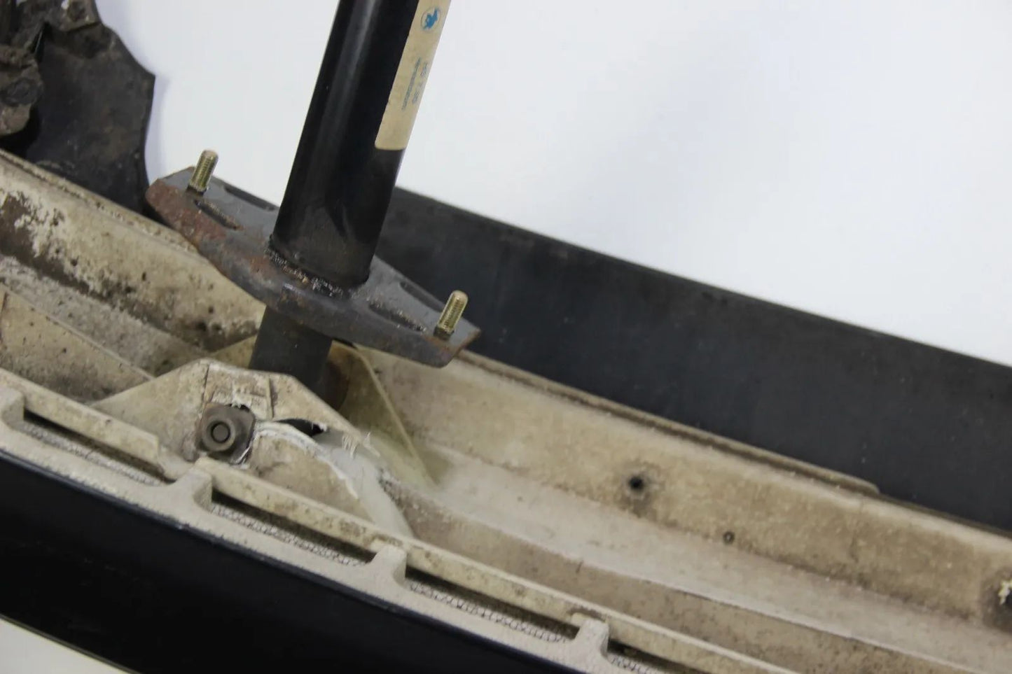 Original BMW E36 Coupe Stoßstange hinten komplett Fjord-blau 316i-328i 3er