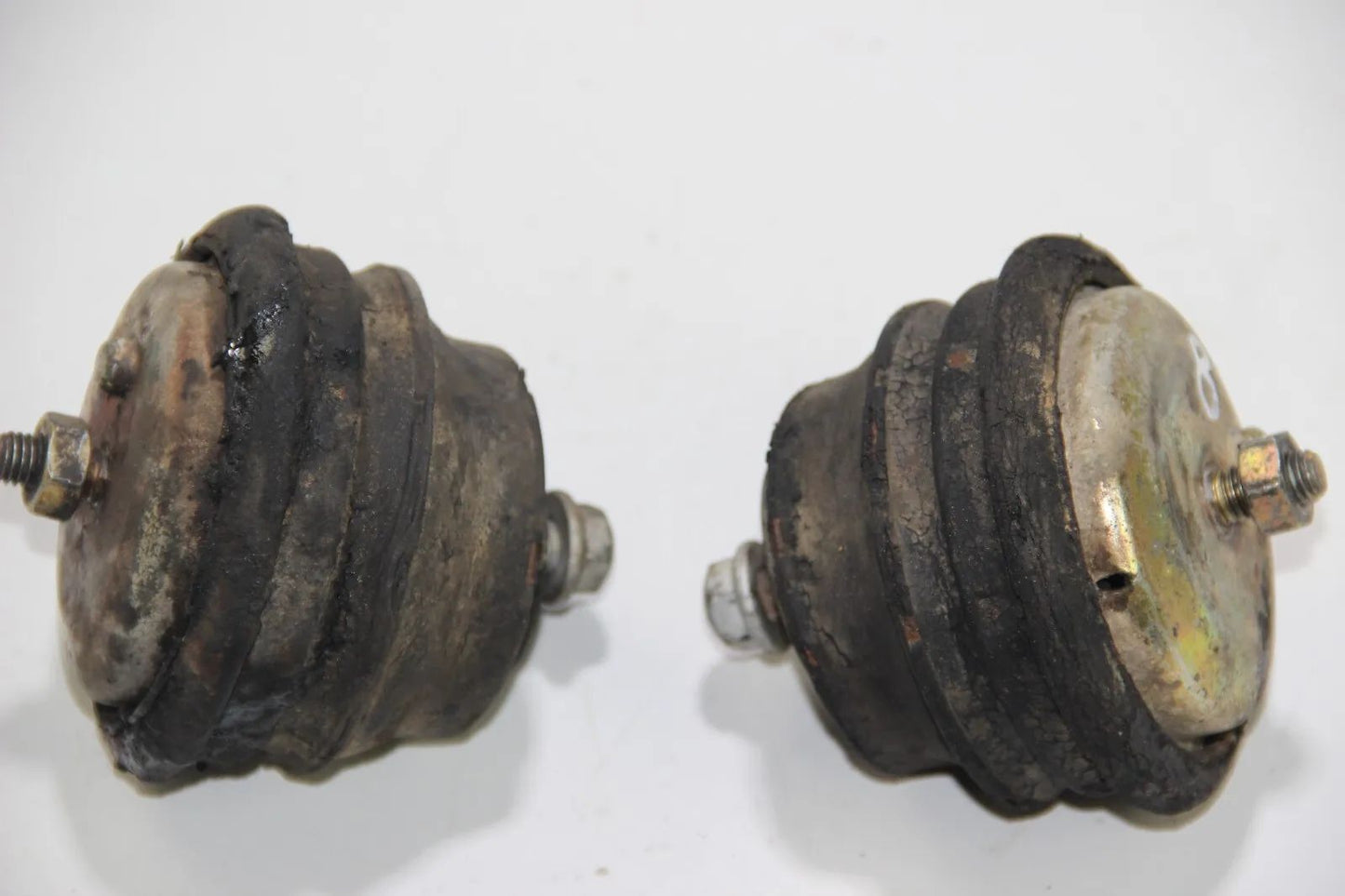 Original BMW E30 M3 Motorlager S14 2.3 2.5 engine mounts