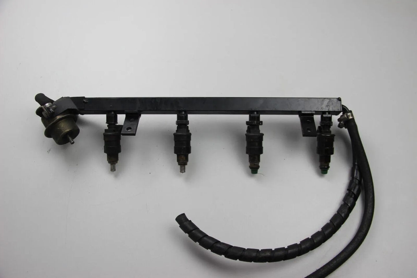 BMW E30 M3 Einspritzleiste Einspritzung Benzin fuel rail S14 Injektoren Injector