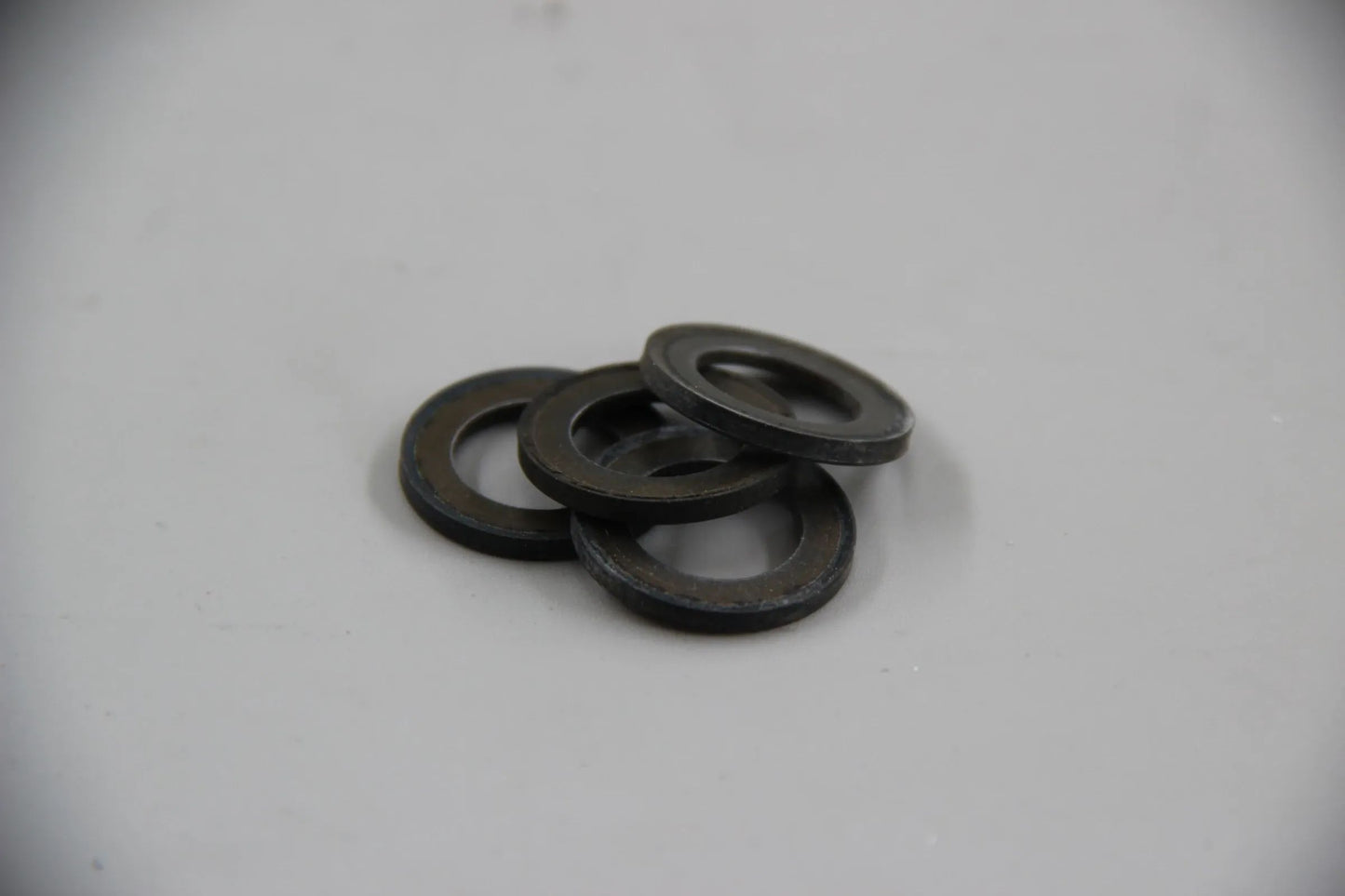 Original BMW E30 324d 324td E28 524d 524td E34 524td 4x Dichtscheibe 11121287213