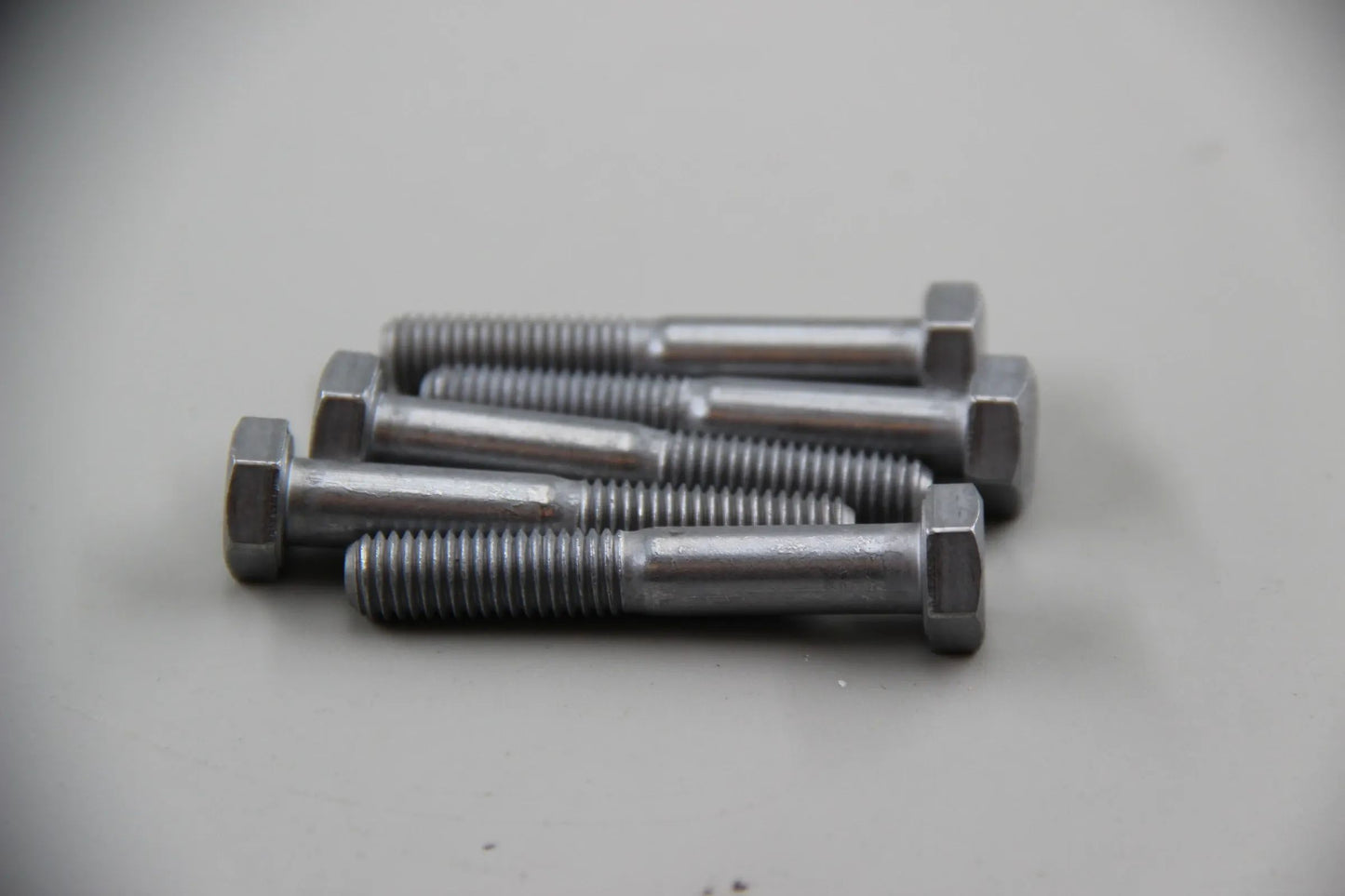 BMW E3 E21 E12 E24 E23 5x Sechskantschraube Chrom CR(VI) frei
M8X50  07119904533