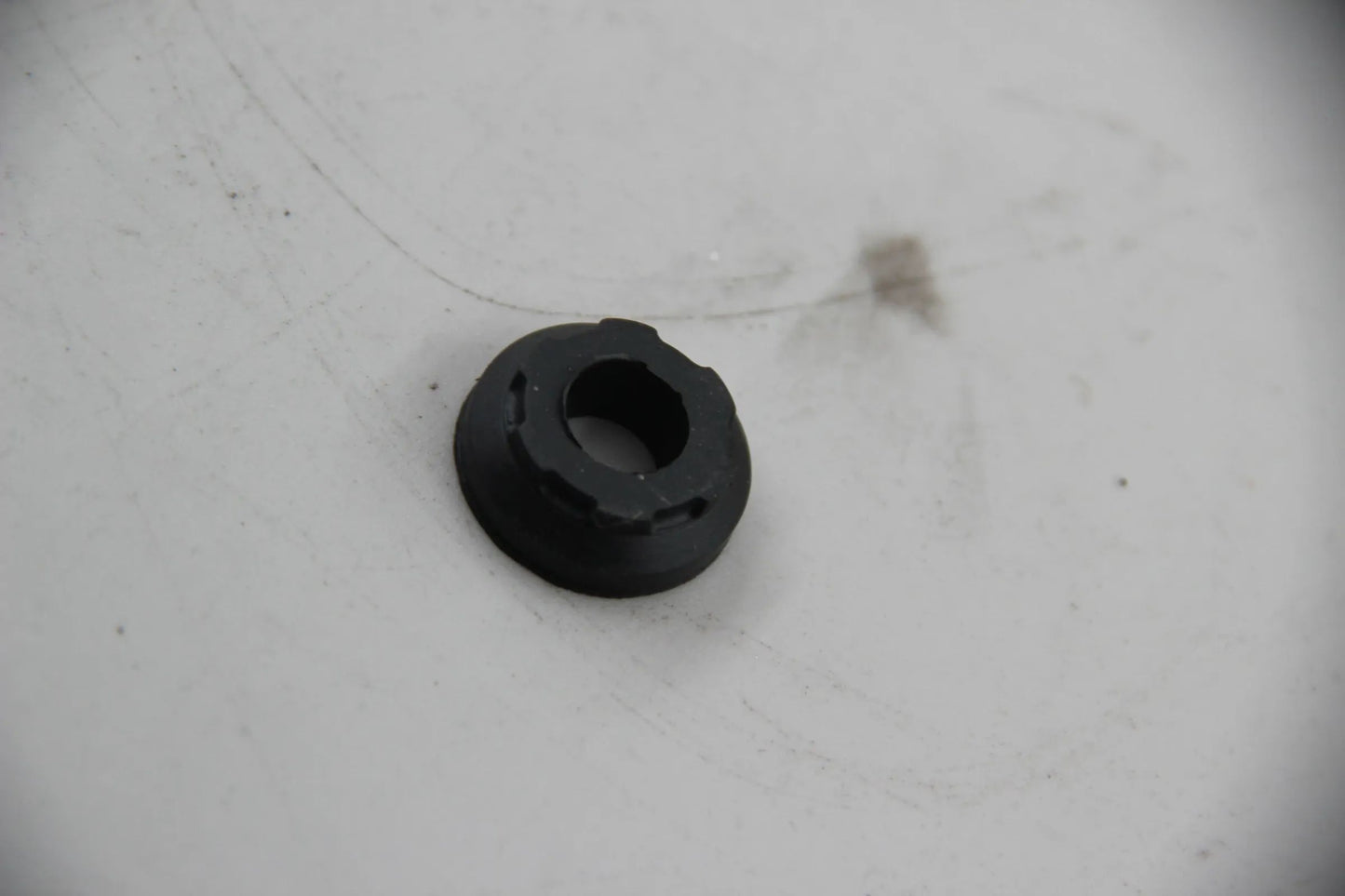 Original BMW E30 324d 324td E28 524d 524td E34 524td 1x Gummitülle 11141287242