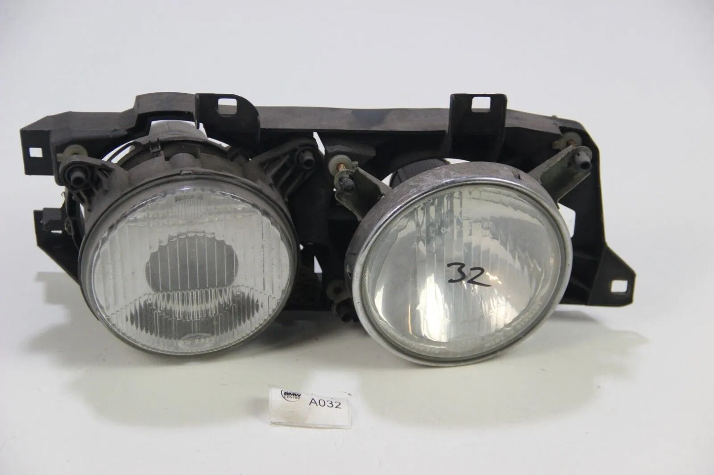 Original BMW E32 E34 Scheinwerfer rechts Hella 5er 7er Headlights OEM 518-540i