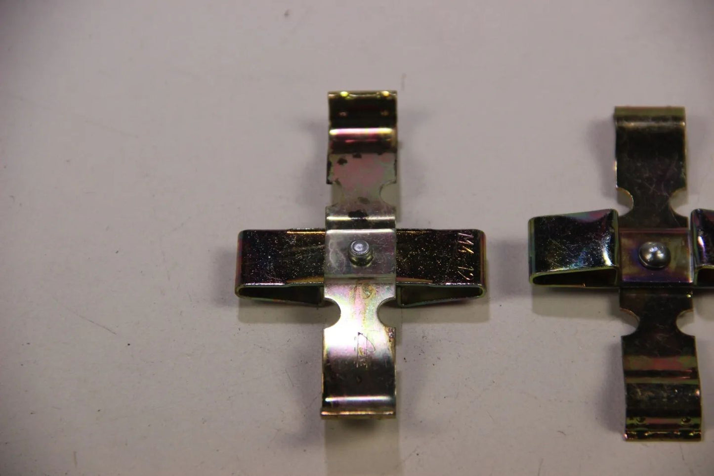 Original BMW E12 Zubehör Belagsatz 34211150554 Bremssattel Zubehör Clips