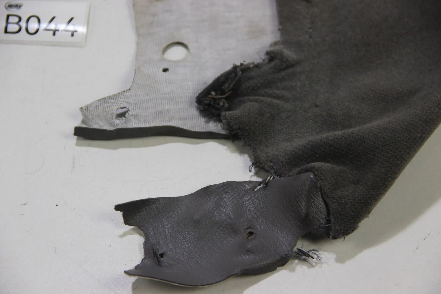 Original BMW E30 316i-325i M3 3er Sportsitz bezug Wange oben links Grau